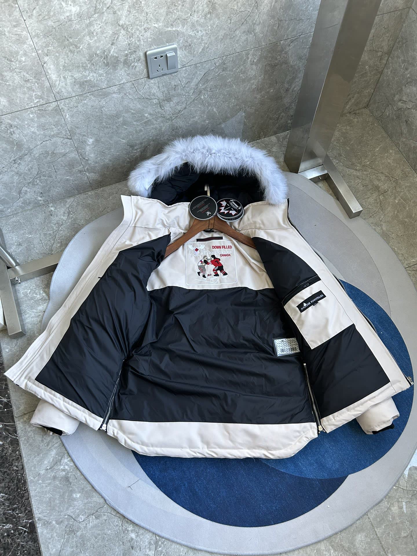 Moose Knuckles Down Jacket Moose Knuckles Down Jacket
